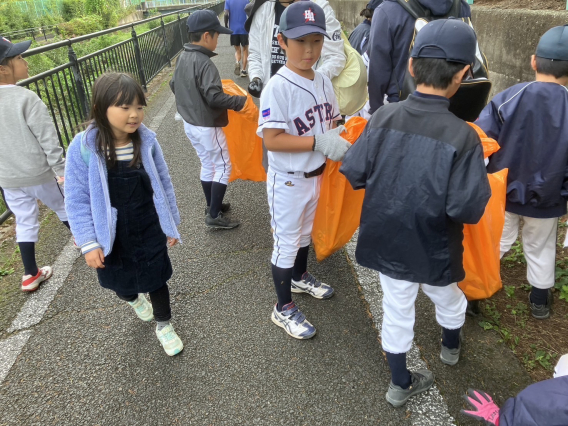 2024/10/20　黒目川「河童のクゥ」クリーン作戦